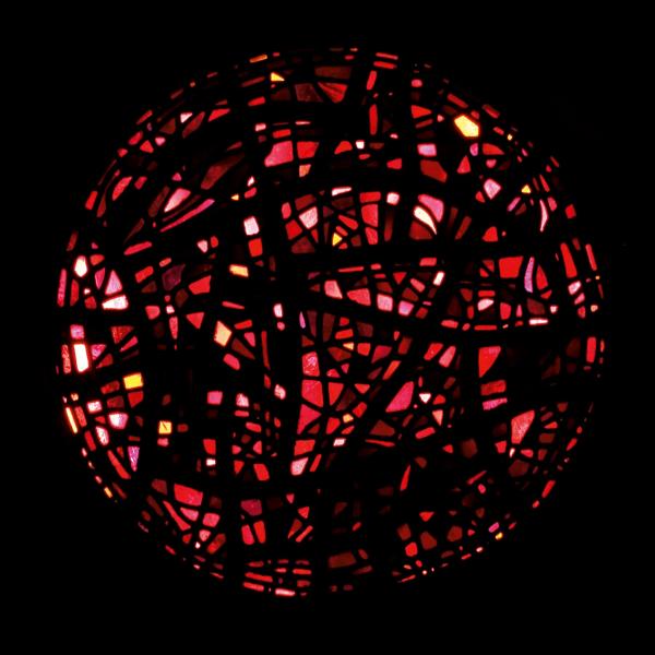 Hans Kaiser, Tondofenster, Mitte, Nebenkrypta St. Patrokli, 1957-58