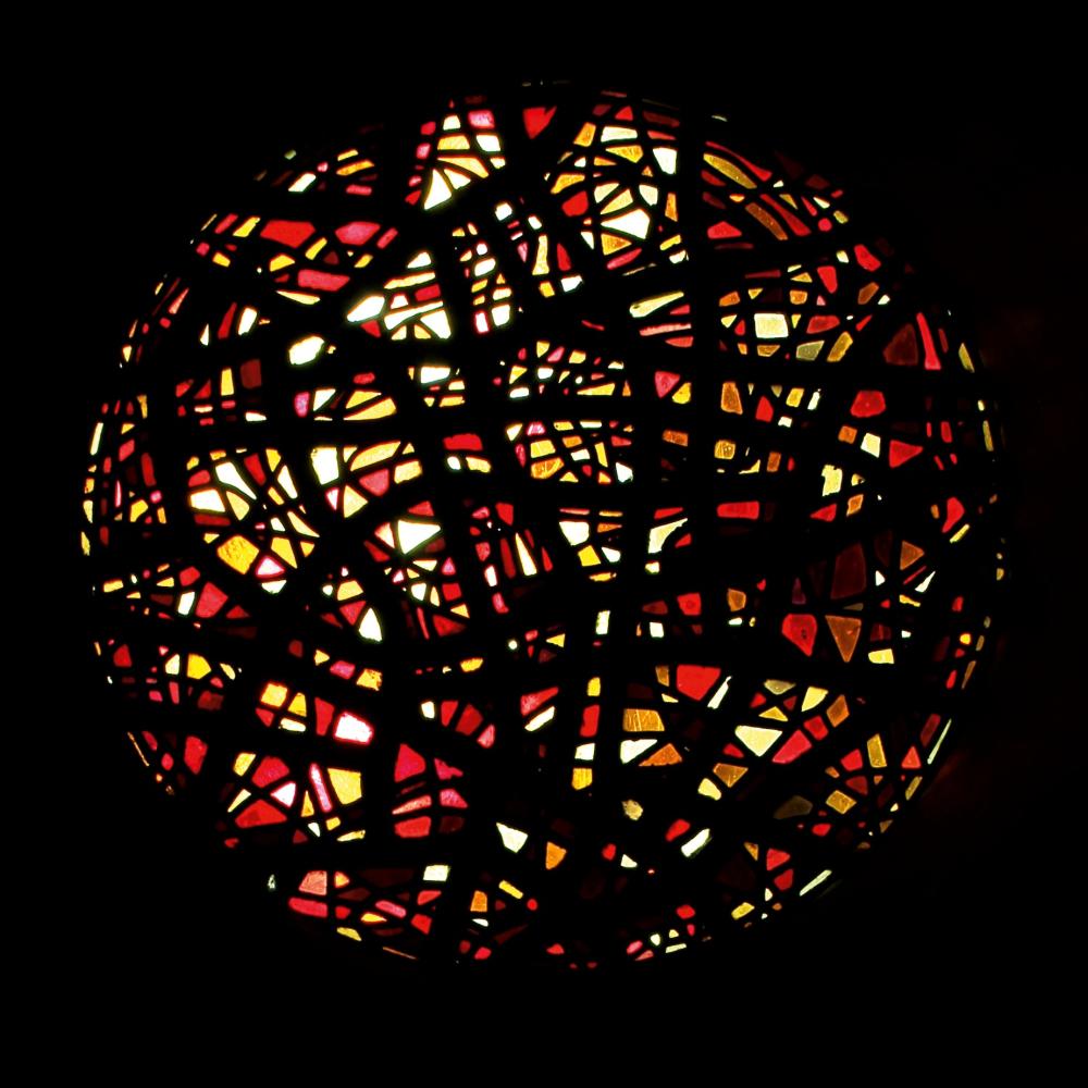 Tondofenster, rechts, Nebenkrypta St. Patrokli, 1957-58 Hans Kaiser, Tondofenster, rechts, Nebenkrypta St. Patrokli, 1957-58