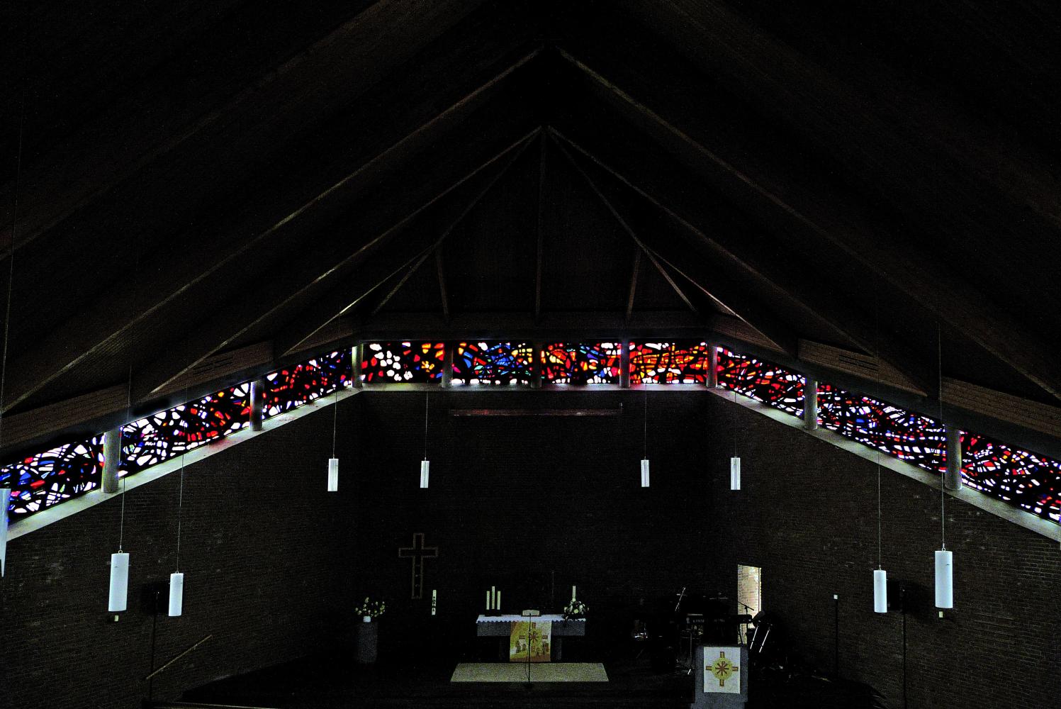 Hans Kaiser, Dickglas-Betonfenster, Johanneskirche, Soest, 1964, Foto: Rolf-Jürgen Spieker, Dortmund Hans Kaiser, Dickglas-Betonfenster, Johanneskirche, Soest, 1964